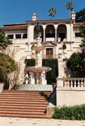 Hearst-Mansion.jpg